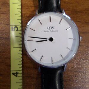 Ladies' Daniel Wellington watch